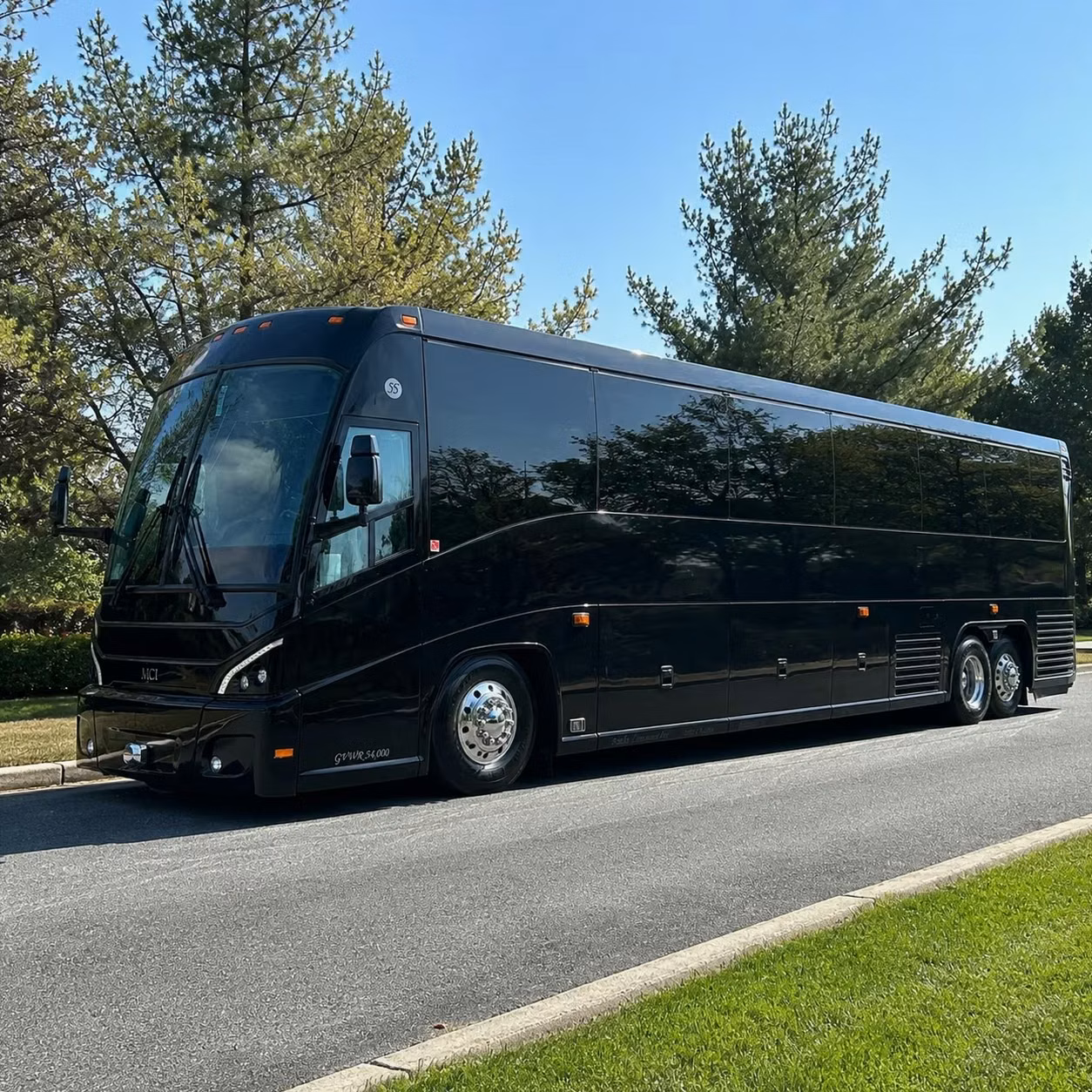 corporate groups in sandy springs rely on long distance charter bus rentals for multi city travel