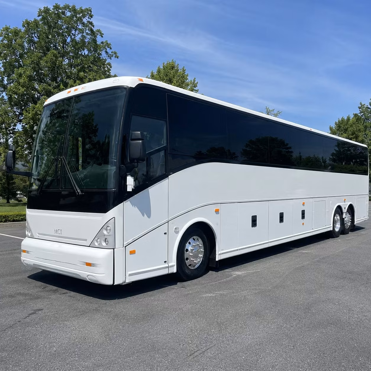hotel to airport shuttle runs throughout sandy springs and the perimeter