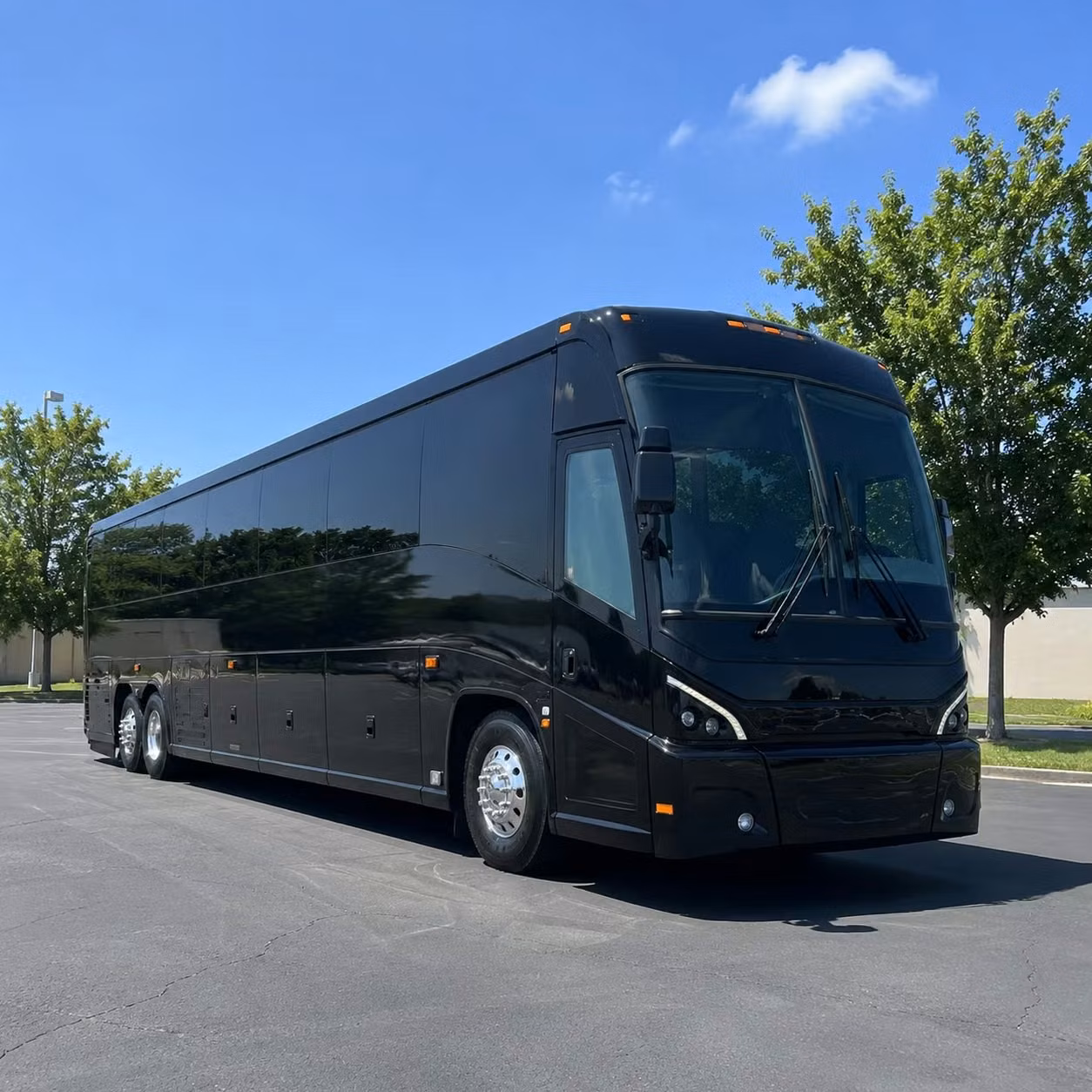 sandy springs groups heading out of state have the right bus waiting